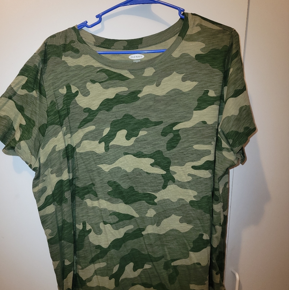 Camouflage T shirt